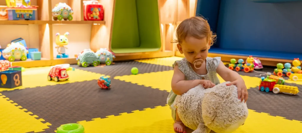 BUSCAMOS NIÑERAS PARA GUARDERIAS+DE 25 DE PUESTOS LABORALES | SE OFRECE BENEFICIOS Y HORARIOS FLEXIBLES