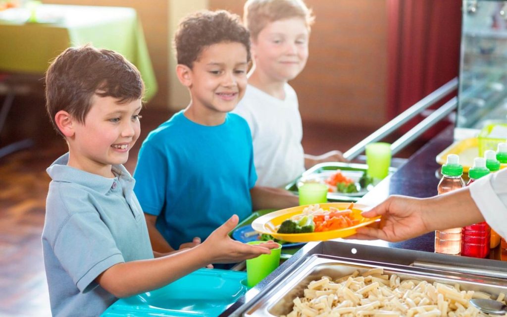 SE REQUIERE PERSONAL PARA TRABAJAR EN DISTINTOS COMEDORES DEL PAÍS | POSTULA YA